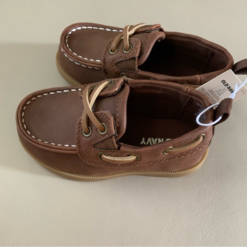 Old Navy Brown Kids' Deck Shoes - Picture 5 of 10
